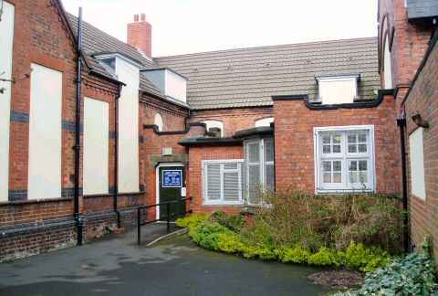 The Archives entrance in 2005