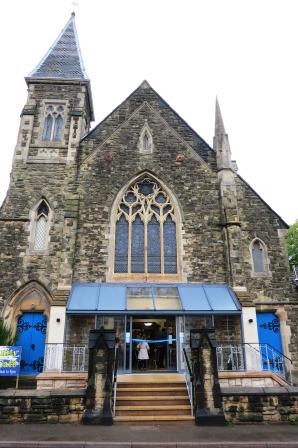 2006 exterior of St. Andrew's Church